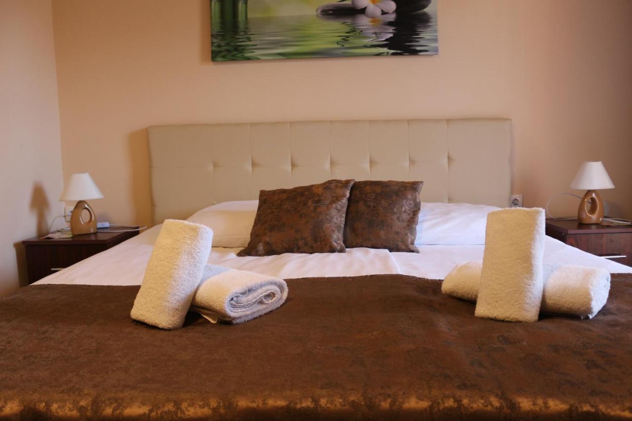 Garden House Bed and Breakfast Apatin Εξωτερικό φωτογραφία